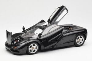 McLaren F1 Road Car ブラック AUTOart 1:18 76002 メタル - 画像 2/8