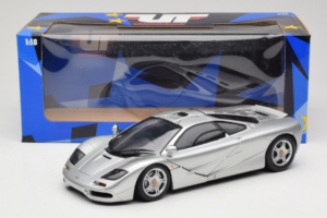 McLaren F1 シルバー UT Models 1:18 530133180-R1 メタル - 画像 8/8