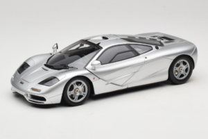 McLaren F1 シルバー LCD 1:18 LCD18014-SI メタル