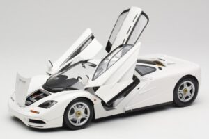 McLaren F1 ホワイト Minichamps 1:18 530133424 メタル - 画像 2/8