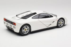 McLaren F1 ホワイト Minichamps 1:18 530133424 メタル - 画像 3/8