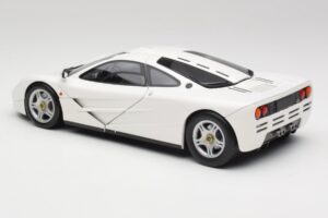 McLaren F1 ホワイト Minichamps 1:18 530133424 メタル - 画像 7/8