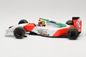 McLaren MP4/8 Ford #8 A. Senna Winner Australian GP 1993 Minichamps 1:18 540933838 メタル - 画像 4/7