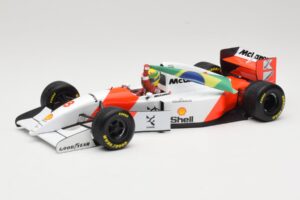 McLaren MP4/8 Ford #8 A. Senna Winner European GP Donington 1993 Minichamps 1:18 540931848 メタル