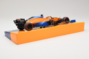 McLaren MCL35M Mercedes #3 D. Ricciardo McLaren F1 Team Bahrain Grand Prix 2021 Minichamps 1:18 533211803 レジン - 画像 3/7