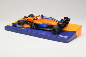 McLaren MCL35M Mercedes #3 D. Ricciardo McLaren F1 Team Bahrain Grand Prix 2021 Minichamps 1:18 533211803 レジン - 画像 5/7