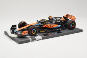 McLaren MCL60 #4 L. Norris F1 2023 Minichamps 1:18 537231804 メタル - 画像 2/6