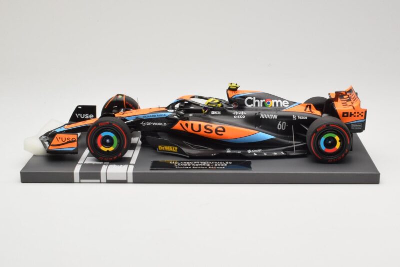 McLaren MCL60 #4 L. Norris F1 2023 Minichamps 1:18 537231804 メタル