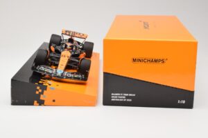 McLaren MCL60 #81 O. Piastri Australian GP 2023 Minichamps 1:18 533231881 メタル - 画像 5/5