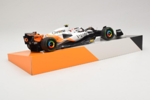 McLaren MCL60 #4 L. Norris McLaren F1 Team Monaco Grand Prix 2023 Minichamps 1:18 533232504 レジン - 画像 3/7