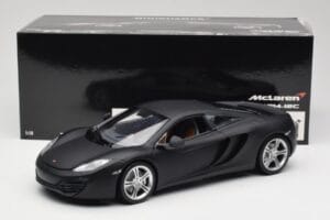 McLaren MP4-12C マット サテライト グレー Minichamps 1:18 110133024 メタル - 画像 8/8