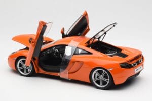 McLaren MP4-12C オレンジ AUTOart 1:18 76006 メタル - 画像 5/8