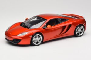 McLaren MP4-12C Orange Metallic Minichamps 1:18 110133020 メタル