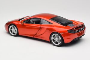 McLaren MP4-12C Orange Metallic Minichamps 1:18 110133020 メタル - 画像 7/8