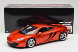McLaren MP4-12C Orange Metallic Minichamps 1:18 110133020 メタル - 画像 8/8