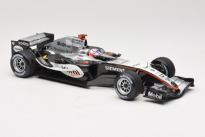 McLaren MP4-20 Mercedes #9 K. Raikkonen F1 2005 Minichamps 1:18 B66962337 メタル - 画像 4/6