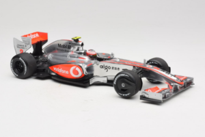 McLaren MP4-24 Mercedes #2 H. Kovalainen F1 2009 Minichamps 1:18 503091802 メタル - 画像 4/7