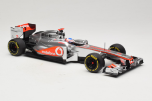McLaren MP4-27 Mercedes #3 J. Button Vodafone McLaren Showcar F1 2012 Minichamps 1:18 530121873 メタル - 画像 4/7