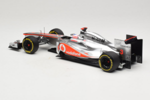 McLaren MP4-27 Mercedes #3 J. Button Vodafone McLaren Showcar F1 2012 Minichamps 1:18 530121873 メタル - 画像 5/7
