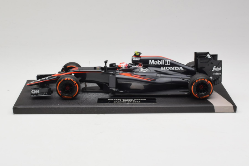 McLaren MP4-30 Honda #22 J. Button McLaren Honda F1 Team Spanish Grand Prix 2015 Minichamps 1:18 537151122 メタル