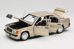 Mercedes 190E W201 2.3-16 Smoke Silver Metallic Norev 1:18 183831 メタル - 画像 2/8
