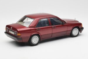 Mercedes 190E W201 2.0 レッド Dealer Edition AUTOart 1:18 B66040383 メタル - 画像 3/8