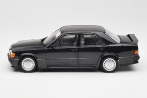 Mercedes 190E 2.3-16 W201 ブラック ディーラー エディション Norev 1:18 B66040663 メタル - 画像 4/8