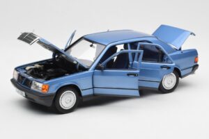 Mercedes 190E W201 ダイヤモンド ブルー ディーラー エディション Norev 1:18 B66040661 メタル - 画像 2/8