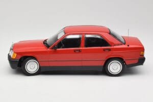 Mercedes 190E W201 レッド Minichamps 1:18 155037000 メタル - 画像 3/6