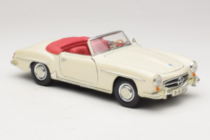 Mercedes 190SL ホワイト Maisto 1:18 50274 メタル - 画像 6/8