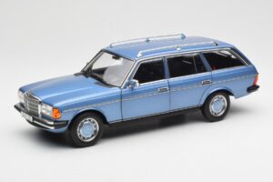 Mercedes 200 S123 T-Model ダイヤモンド ブルー ディーラー エディション Norev 1:18 B66040671 メタル