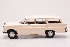 Mercedes 200 Universal W110 クリーム Norev 1:18 183709 メタル - 画像 4/8
