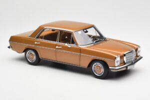 Mercedes 200 W115 バイケーン ゴールド ディーラー エディション Norev 1:18 B66040665 メタル - 画像 6/8