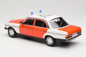 Mercedes 200 W123 アンビュランス ホワイト Norev 1:18 183834 メタル - 画像 6/8