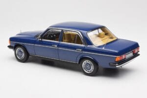 Mercedes 200 W123 サーフブルー Norev 1:18 183710 メタル - 画像 7/8