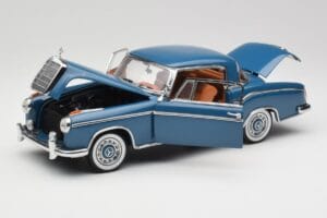 Mercedes 220 SE W128 ブルー Sun Star 1:18 3561 メタル - 画像 2/8