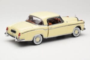Mercedes 220 SE W128 クーペ ベージュ Sun Star 1:18 3562 メタル - 画像 3/8