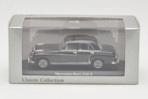 Mercedes 220S W180 ライトグレー Minichamps 1:43 B66040534 メタル - 画像 4/4