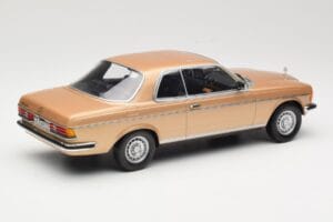Mercedes 280 CE C123 ゴールド Norev 1:18 183587 メタル - 画像 2/6