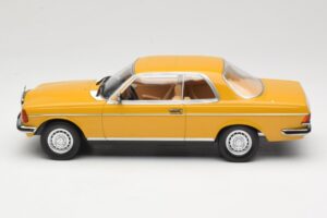 Mercedes 280 CE C123 Sahara Yellow Norev 1:18 183985 メタル - 画像 3/6