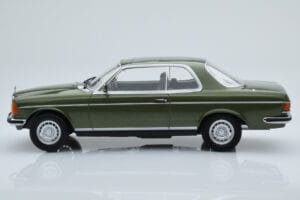 Mercedes 280 CE W123 クーペ グリーン Norev 1:18 183704 メタル - 画像 3/6