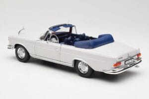 Mercedes 280 SE W111 カブリオレ ライトグレー Norev 1:18 183530 メタル - 画像 7/8
