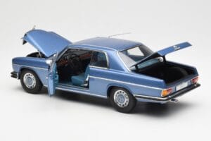Mercedes 280C/8 W114 クーペ ブルー メタリック AUTOart 1:18 76187 メタル - 画像 5/8