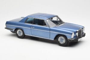 Mercedes 280C/8 W114 クーペ ブルー メタリック AUTOart 1:18 76187 メタル - 画像 6/8