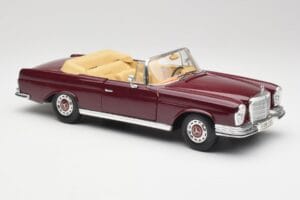 Mercedes 280SE W108 ボルドーレッド Maisto 1:18 31811 メタル - 画像 6/8