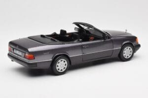 Mercedes 300 CE-24 W124 カブリオレ パープルメタリック Norev 1:18 183567 メタル - 画像 4/10