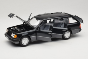 Mercedes 300 D W124 エステート ブラック Norev 1:18 183960 メタル - 画像 2/8