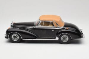 Mercedes 300 SC W188 カブリオレ ソフトトップ ブラック KK-Scale 1:18 KKDC180943 メタル - 画像 3/6