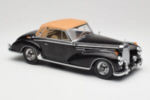 Mercedes 300 SC W188 カブリオレ ソフトトップ ブラック KK-Scale 1:18 KKDC180943 メタル - 画像 4/6
