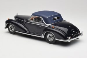 Mercedes 300 SC W188 カブリオレ ソフトトップ ダークブルー KK-Scale 1:18 KKDC180944 メタル - 画像 5/6
